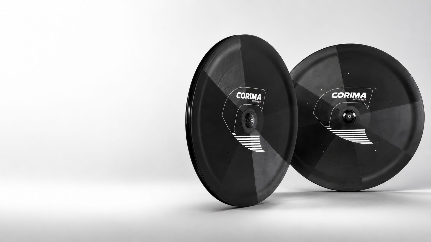 DECiSiV RACE Wheel.